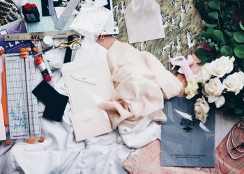 Gravity Sketch VR 3D Modeling is Now Free to Use